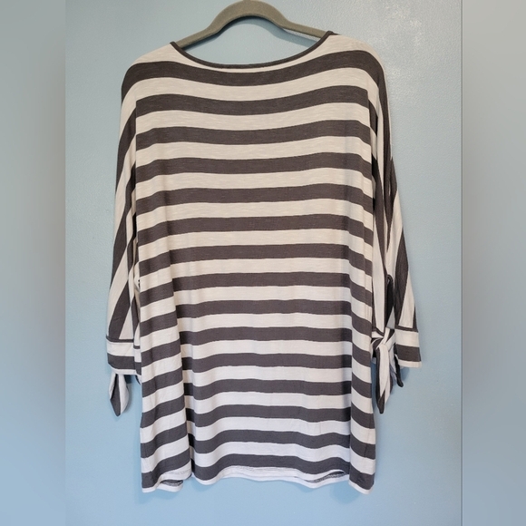 Soft Surroundings Women's Adrift Striped Tie Sleeve Top  Size Large Grey/White - Picture 2 of 7